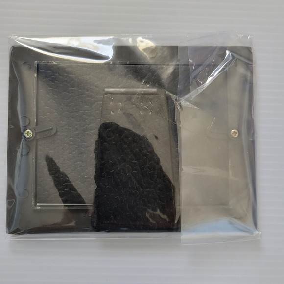 New York Metal Picture  Frame - Picture 3 of 5